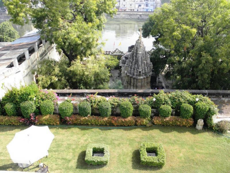 โรงแรมคาโรหิ เฮฟลี อุเดเปอร์ ภายนอก รูปภาพ